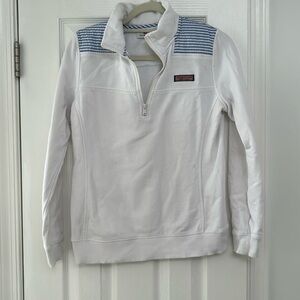 Vineyard Vines sweatshirt